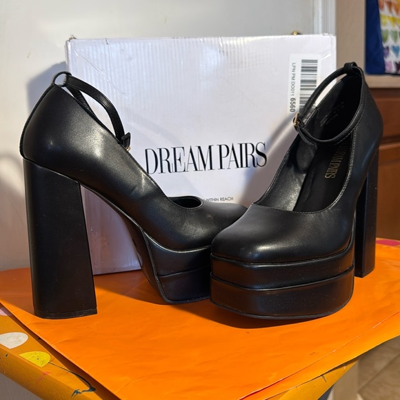 Platform chunky heels - Picture 1 of 9
